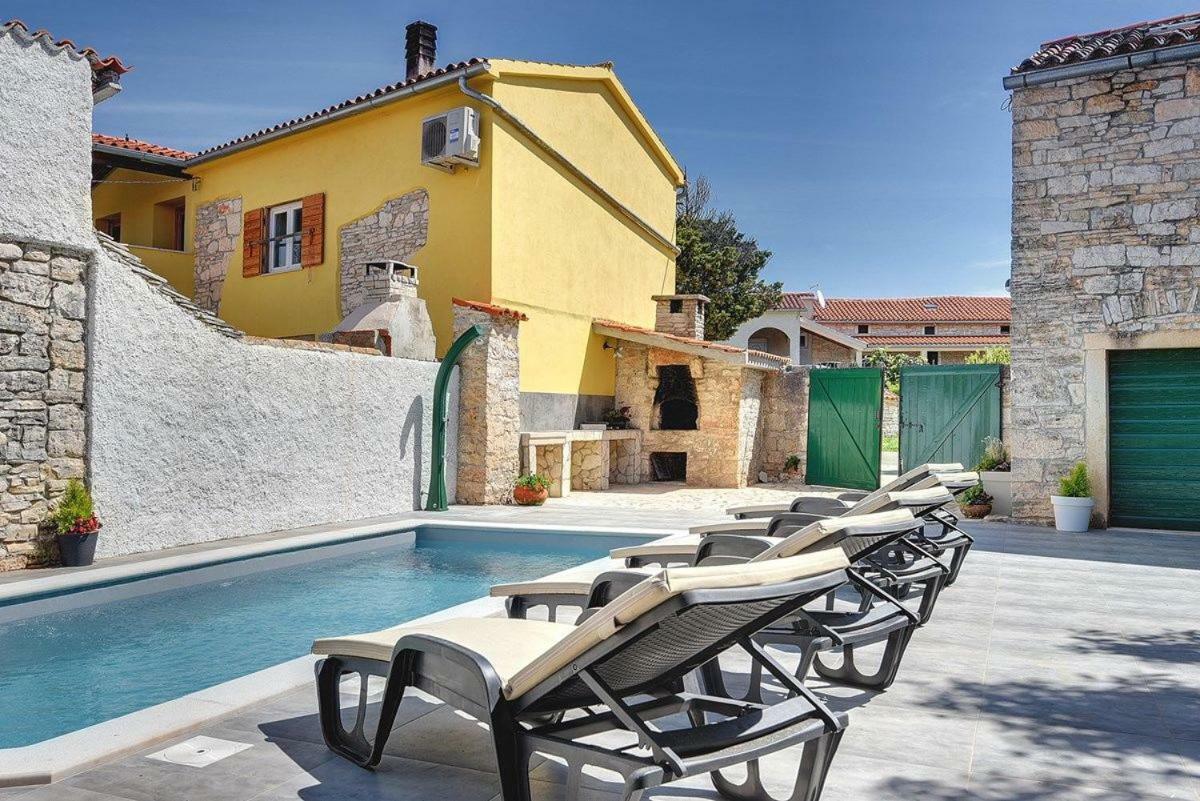 Villa Micol Gajana Exteriér fotografie